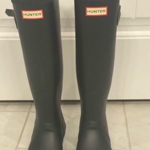 Hunter boots. Size 8, wide calf. Never worn only tried on but they were too big